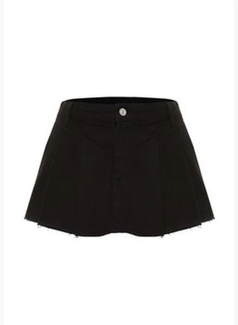 trendyol Black Shorts & Bermuda TWOSS22SR00164
