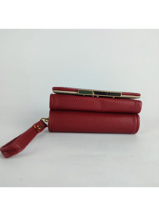 محفظة جلد نسائية فاخرة – مقسمة من الداخل لتنظيم جميع أغراضك بسهولة - Image 5