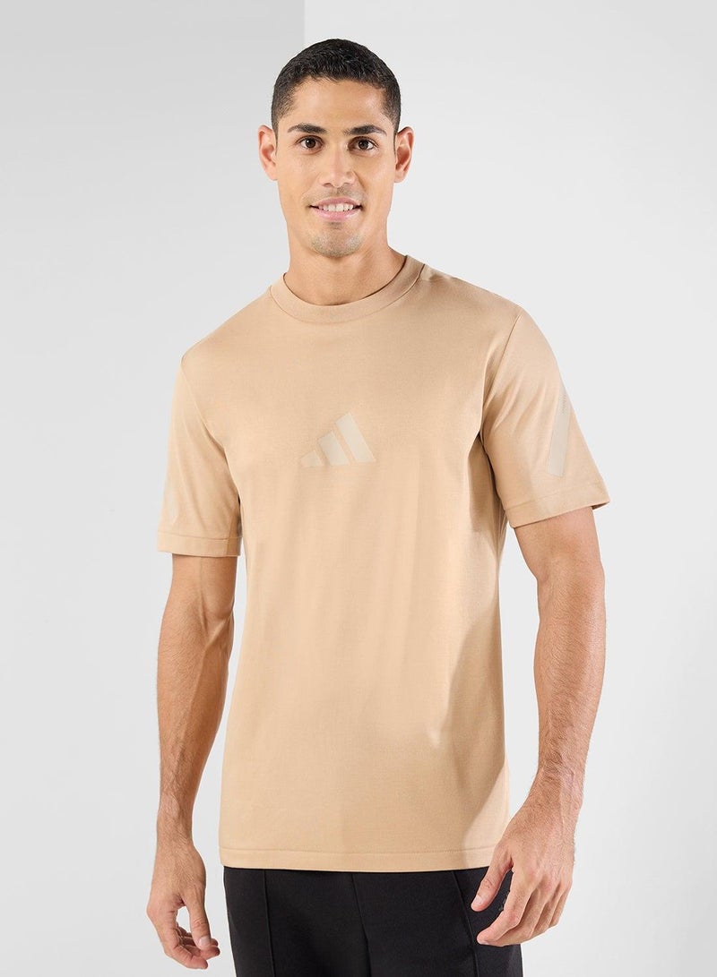 اديداس تيشيرت تدريب بني للرجال مقاس - Image 1