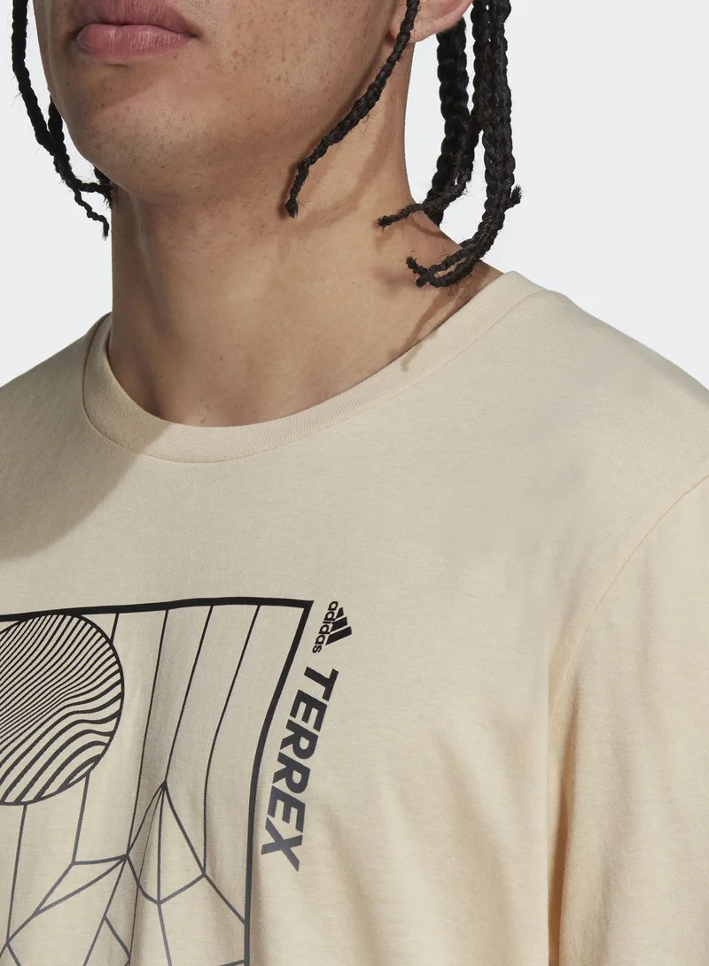 adidas تيشيرت بطبعة جرافيك