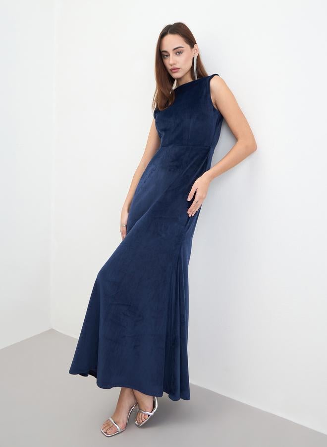 Styli Blue Velvet Look Sleeveless Maxi Dress - Image 2
