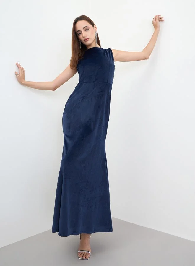 Styli Blue Velvet Look Sleeveless Maxi Dress