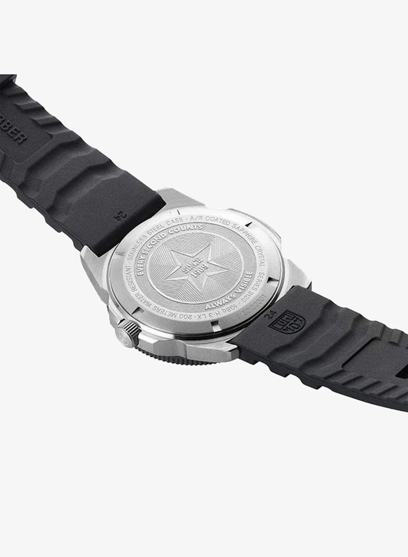 Luminox Men's Analog Round Shape Rubber Wrist Watch XS.3121 - 44 Mm - Image 3