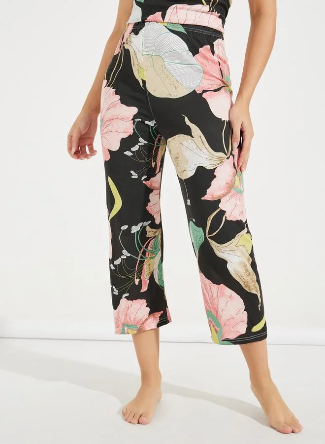 Styli Pack of 3- Floral Large Scale Cami, Robe & Pyjama
