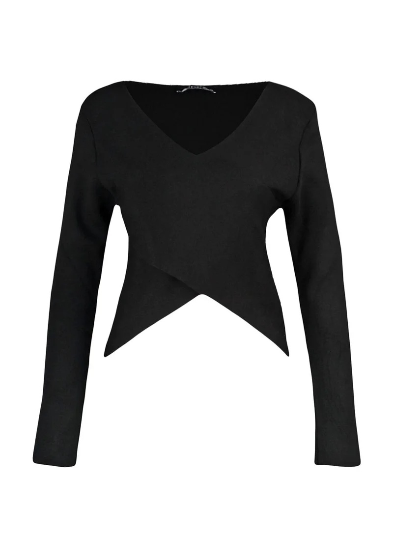 ترينديول كيرف Surplice Neck Knitted Top & Pants Set