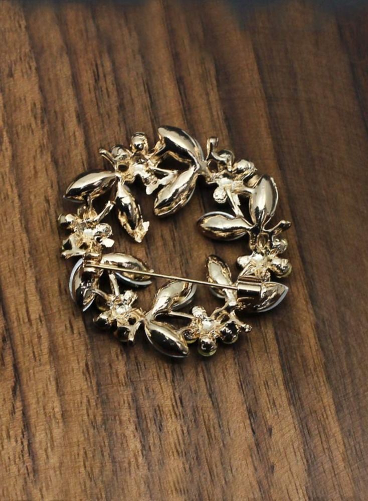 KASTWAVE Colours Crystal Brooch Pins Elegant Rhinestone Jewelry Gift for Women Girls Wedding Banquet Birthday Party - Image 4