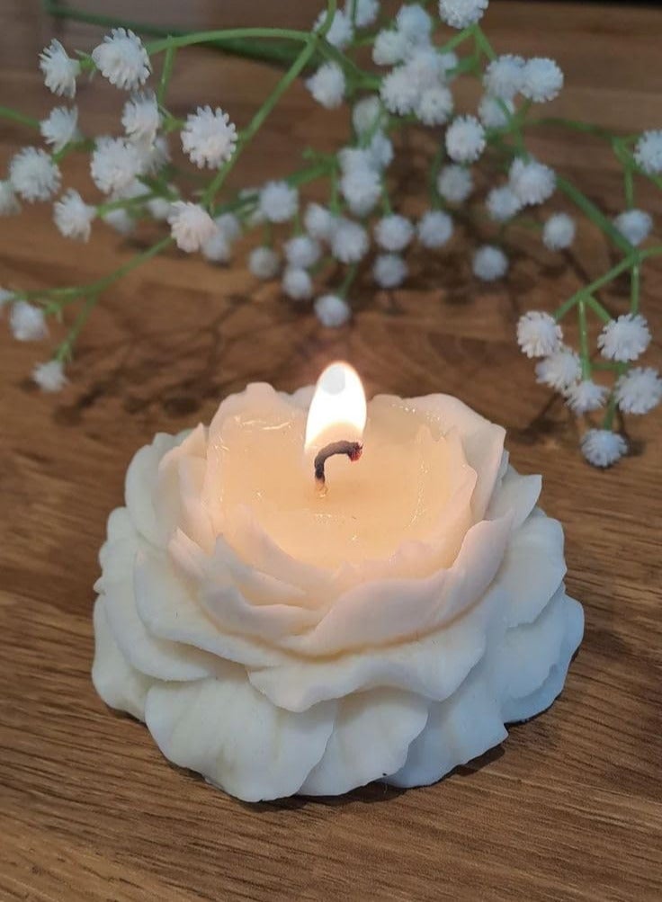 Rose-shaped candles with a local rose scent (2 pieces) - multi-colored  - Image 1