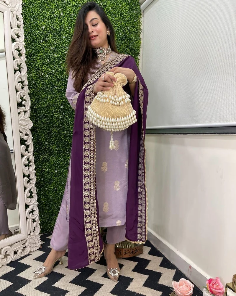 GoSriKi كورتا مستقيمة مطبوعة بنقشة فزكوز للسيدات مع بنطال ودوباتا بنفسجي