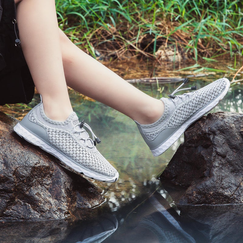 DOUSSPRT Water Shoes for Kids Boys Girls Quick Dry Beach Sports Swim Pool Aqua Shoes for Toddler/Little Kid/Big Kid LightGrey 10 - Image 2