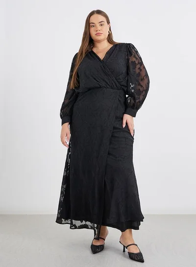 Styli Plus Black Maxi Dress with Balloon Sleeve