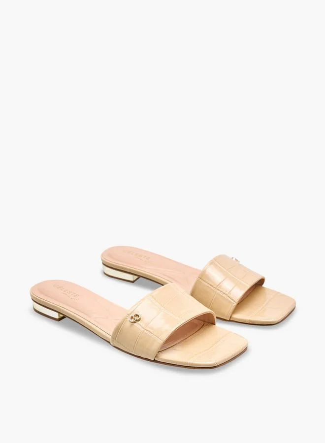 سيليست Women Textured Flat Sandals