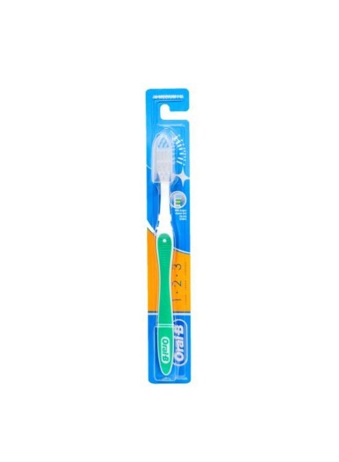 Oral-B 123 Fresh Toothbrush - 40 Medium Multi Colour - Image 1