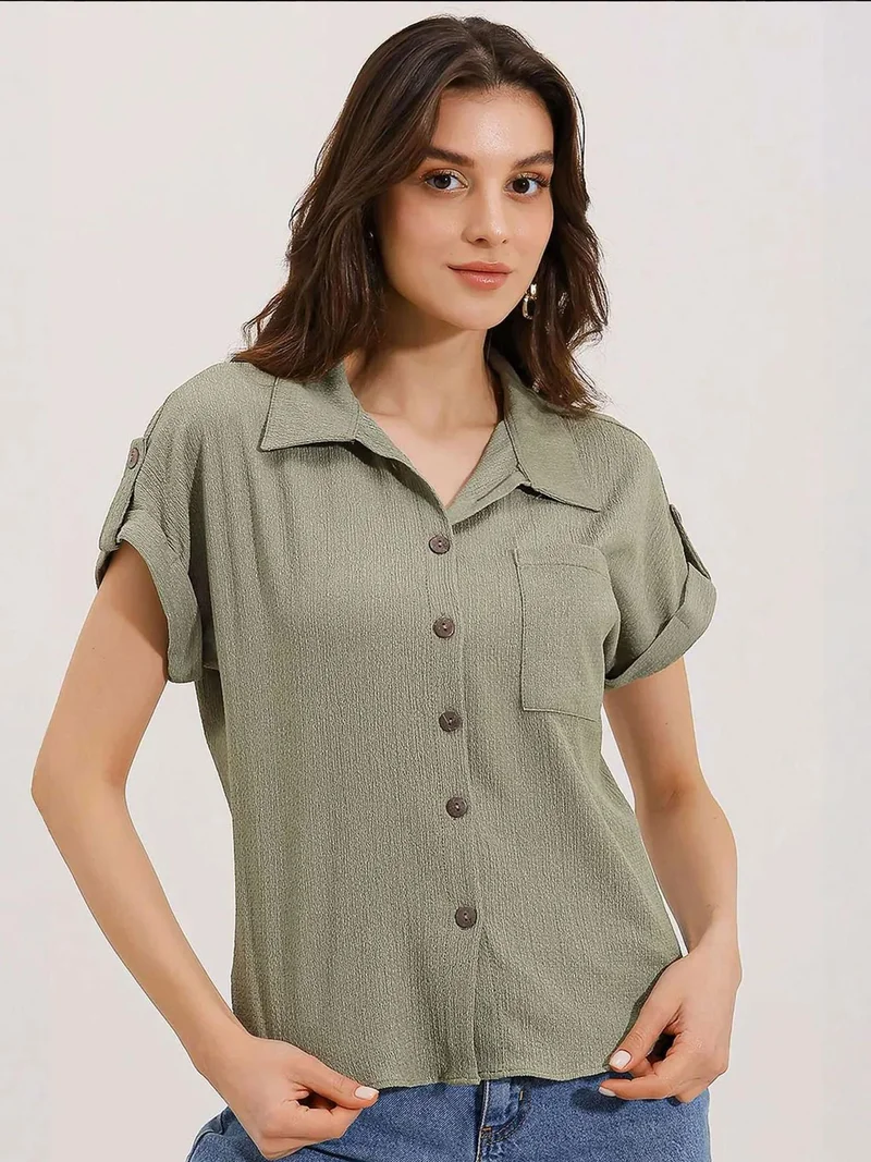 بيغ دارت بلوزة قصيرة الأكمام محبوكة