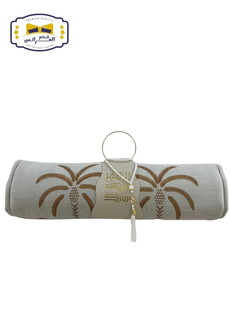 2 cm thick Asfan prayer rug with luxurious embroidery and a matching strap - Image 1