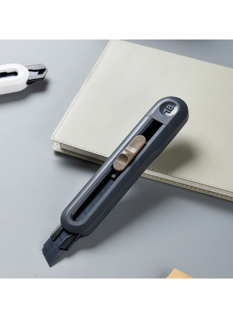 ديلي قاطع ديلي نوسيجن ENS062 الثقيل – شفرة SK5 قابلة للكسر مع غطاء قابل للكسر – باللون الرمادي. - Image 5