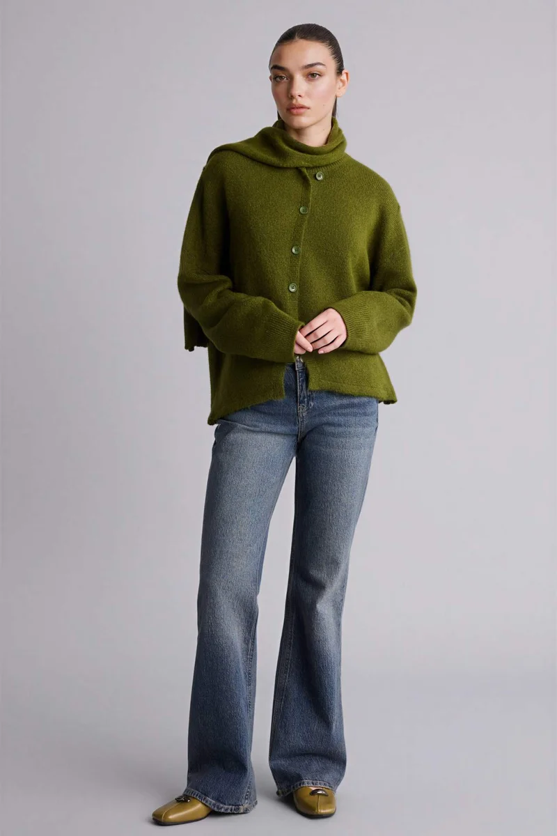 ديفاكتو Regular Fit Crew Neck Knitwear Cardigan