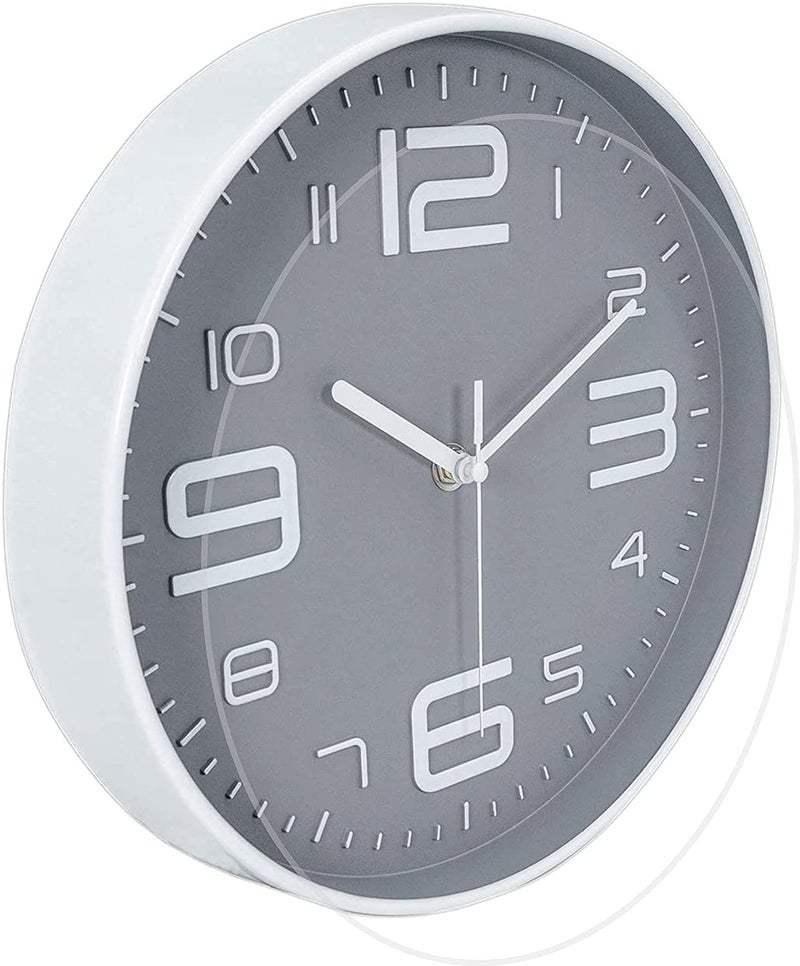 TEKCOOL ساعة حائط 12" كواتز صامتة زخرفية أحدث ساعة حائط غير مزعجة ساعة كلاسيكية تعمل بالبطارية دائرية سهلة القراءة للغرفة/المنزل/المطبخ/غرفة النوم/المكتب/المدرسة - تناظرية، بلاستيك رمادي - Image 2