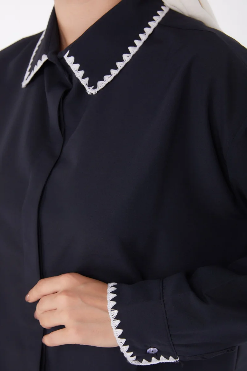 Tofisa Plain Shirt Collar Women's Black Rose Embroidered Shirt - 13253