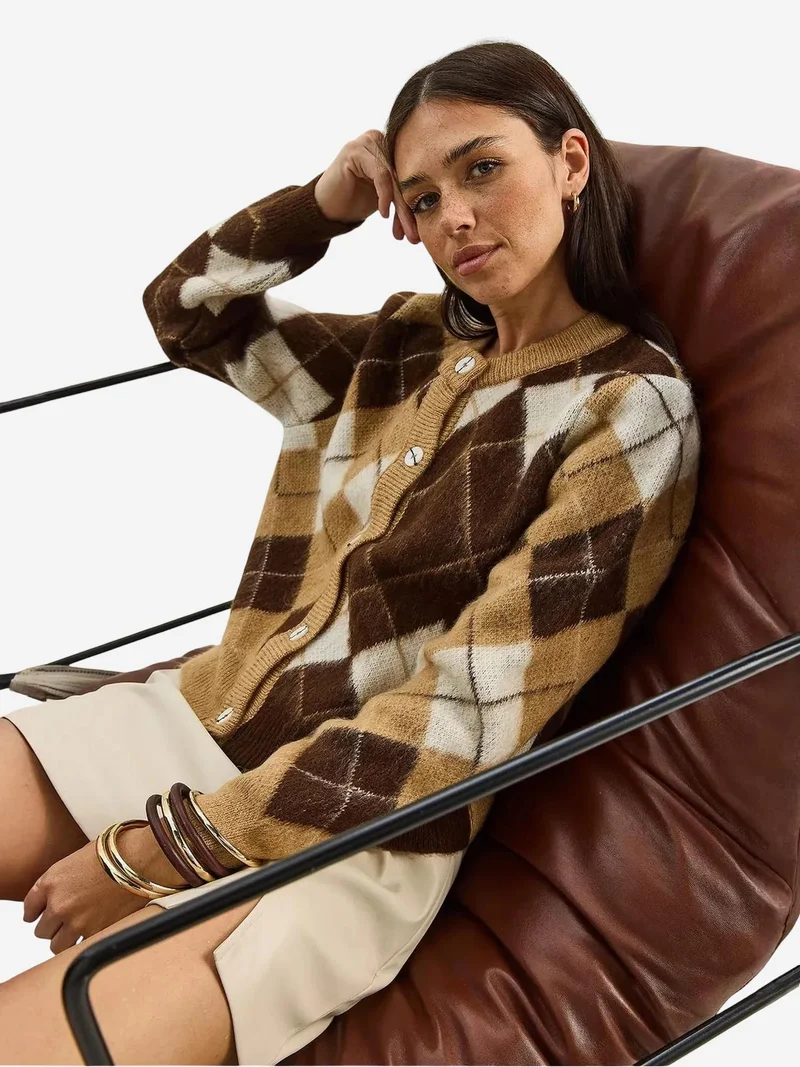 بيانكو لوتشي كارديجان سميك محبوك بضلوع مع إغلاق بأزرار