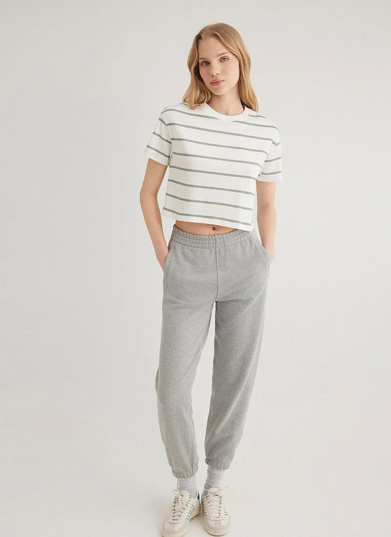 مافي تي شيرت أخضر بياقة دائرية