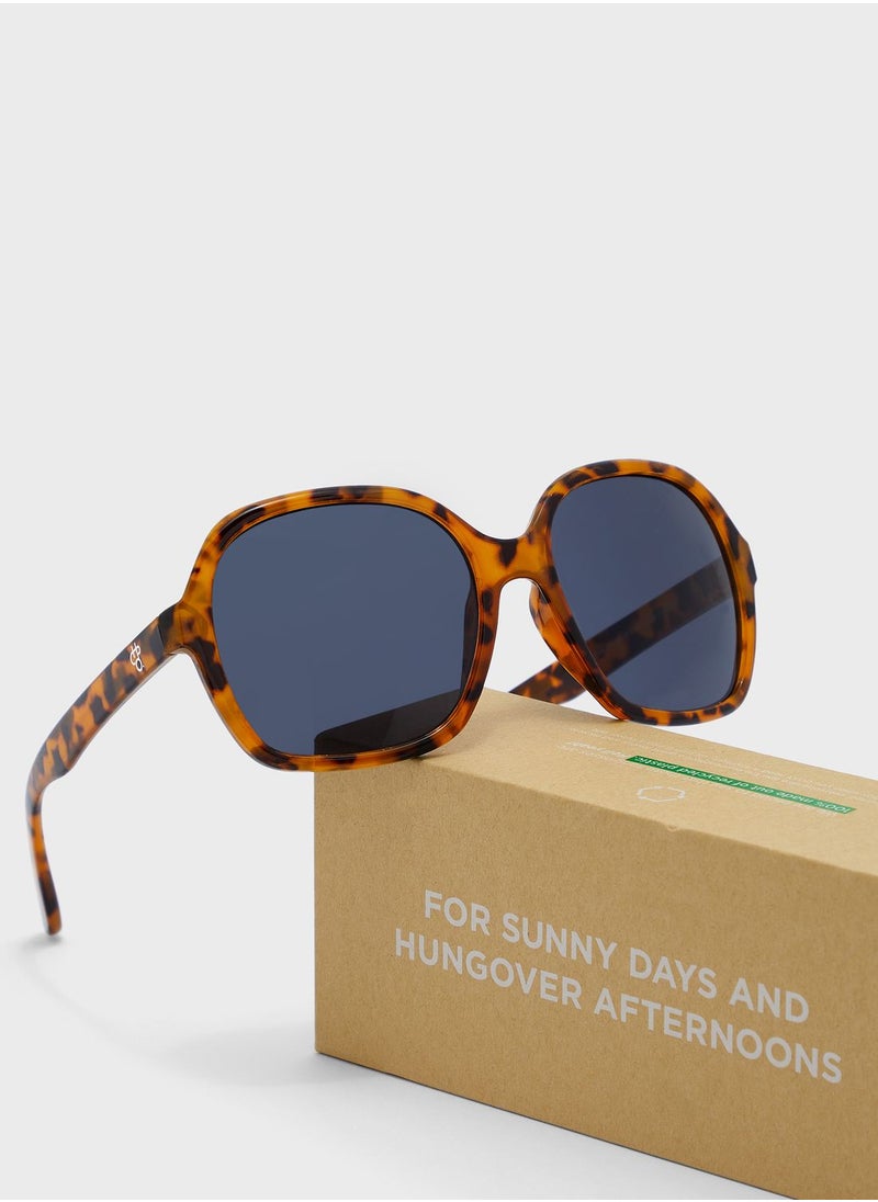 CHPO Gucc Sunglasses  - Image 4