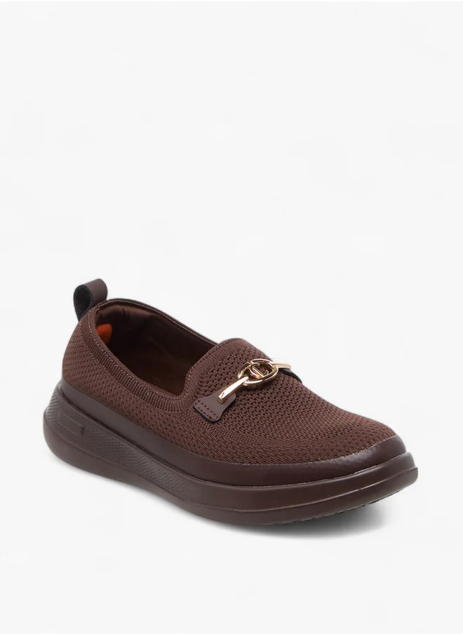 لو كونفورت Women's Metal Accent Flyknit Slip-On Loafers with Pull Tabs