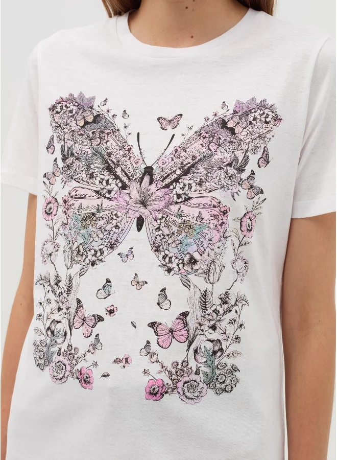 او في اس T-shirt with flowers and butterflies print