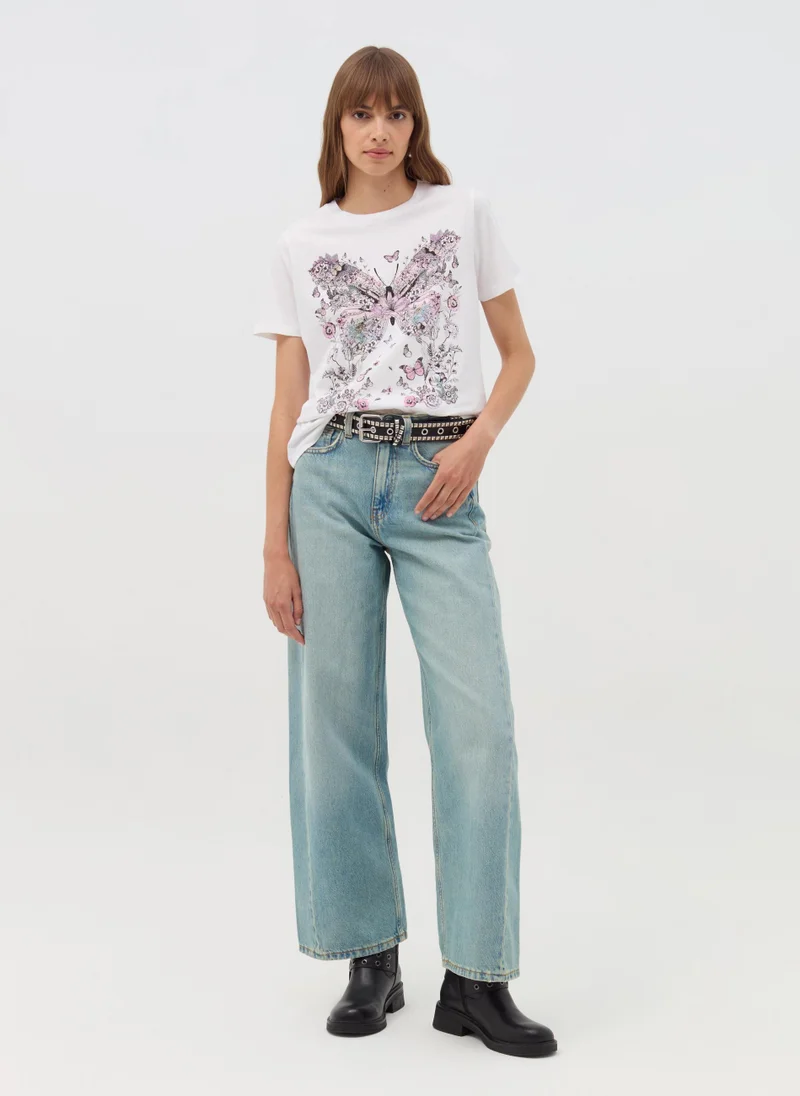 او في اس T-shirt with flowers and butterflies print