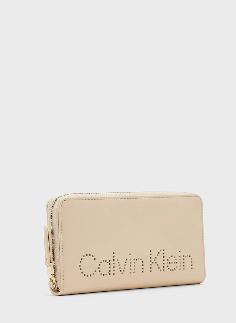 CALVIN KLEIN Long Zip-Around Wallet
