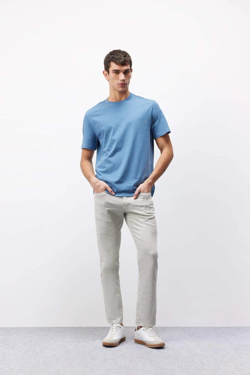 ديفاكتو New Regular Fit Crew Neck Basic T-Shirt