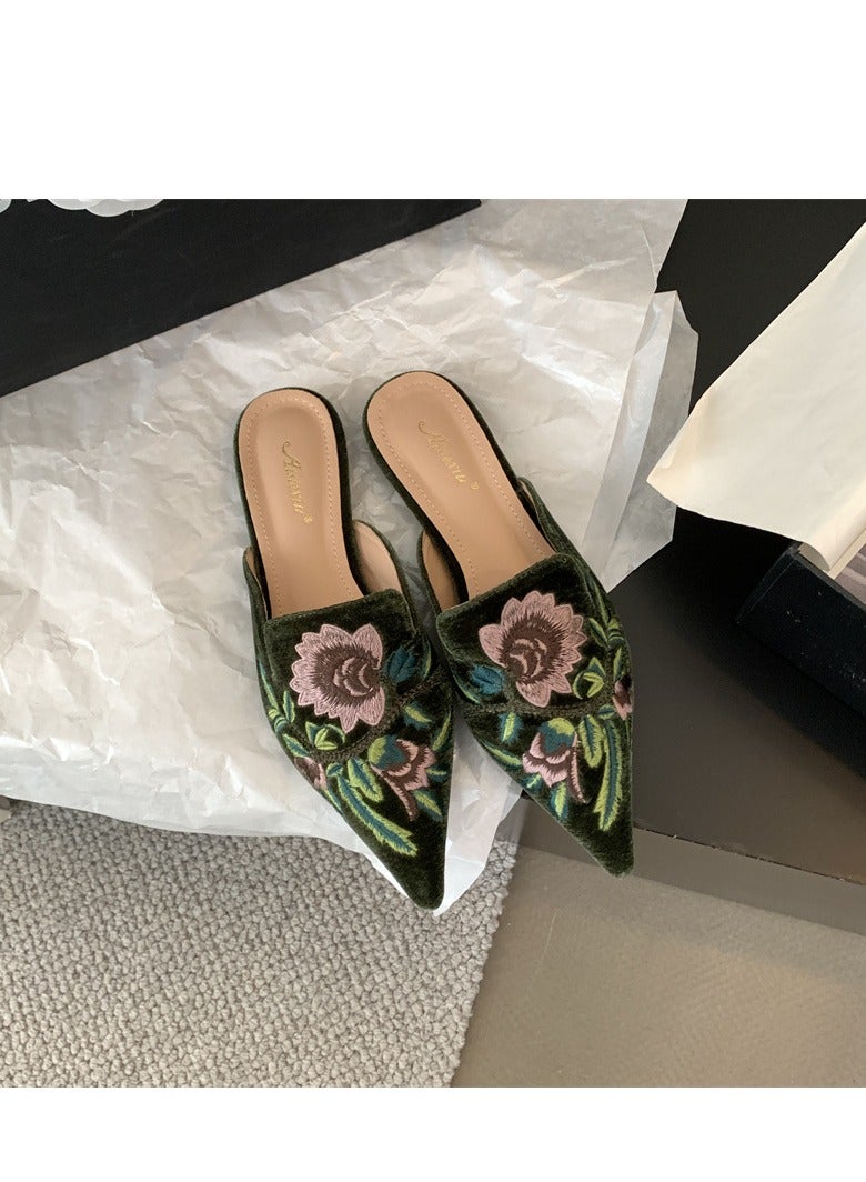 Women's Fashionable Embroidered Sandals And Slippers  - Image 1