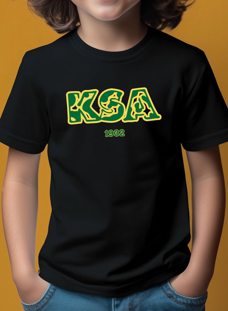 لوحة تيشيرت قطن للأطفال مناسب للأولاد والبنات لمناسبة اليوم الوطني السعودي أو للفخر بالانتماء للوطن في كل الأوقات - Image 3