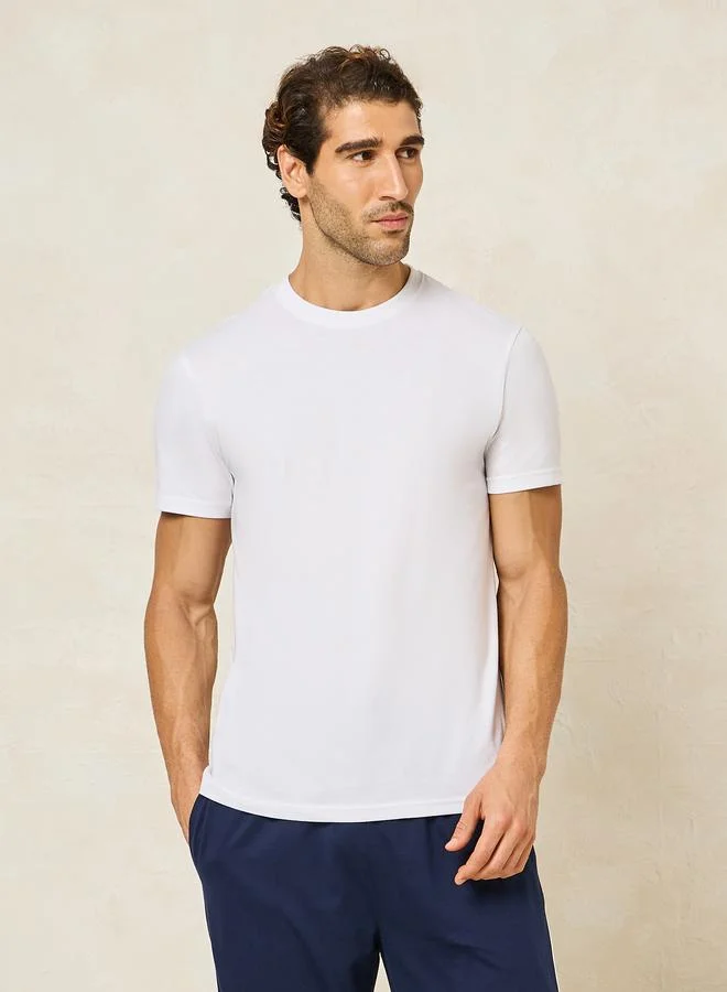 ستايلي Solid T-Shirt & Open Hem Piping Detail Pyjama Set