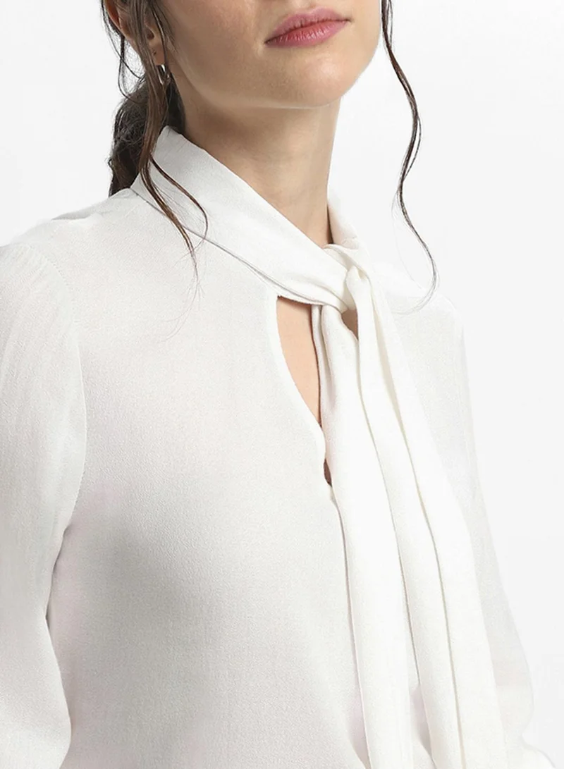 Dennis Lingo Women's Off White Viscose Moss Solid Pattern Regular Fit Tops