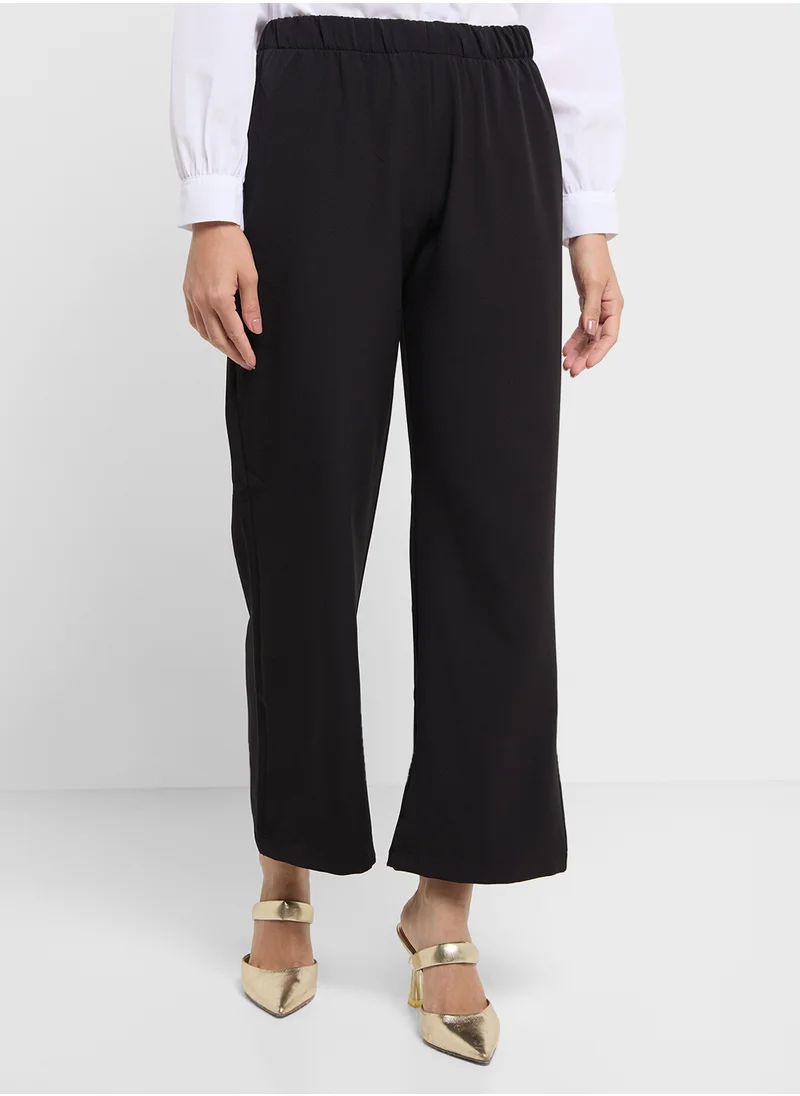 Khizana Sleeveless Blazer & Pant Set