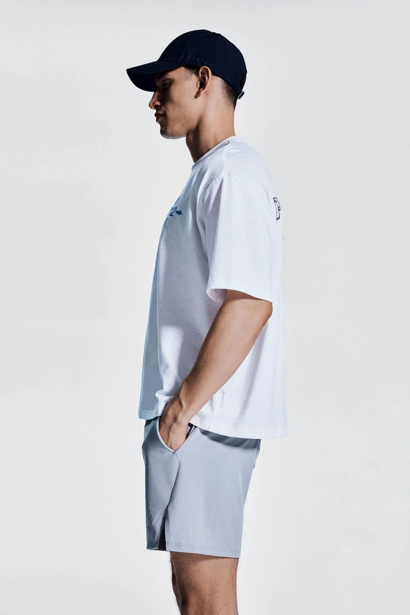 اتش اند ام شورت للركض بطول متوسط من نسيج دراي موف™