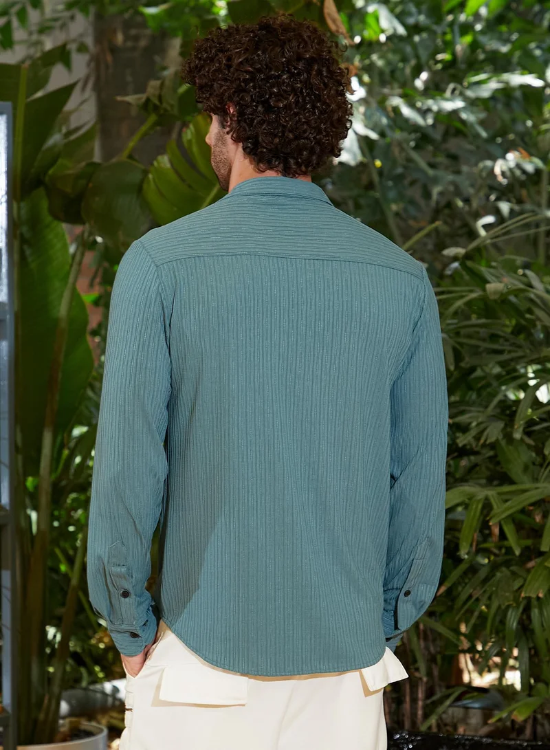 Campus Sutra Men's Sea Green Trough-Tactile Regular Shirt