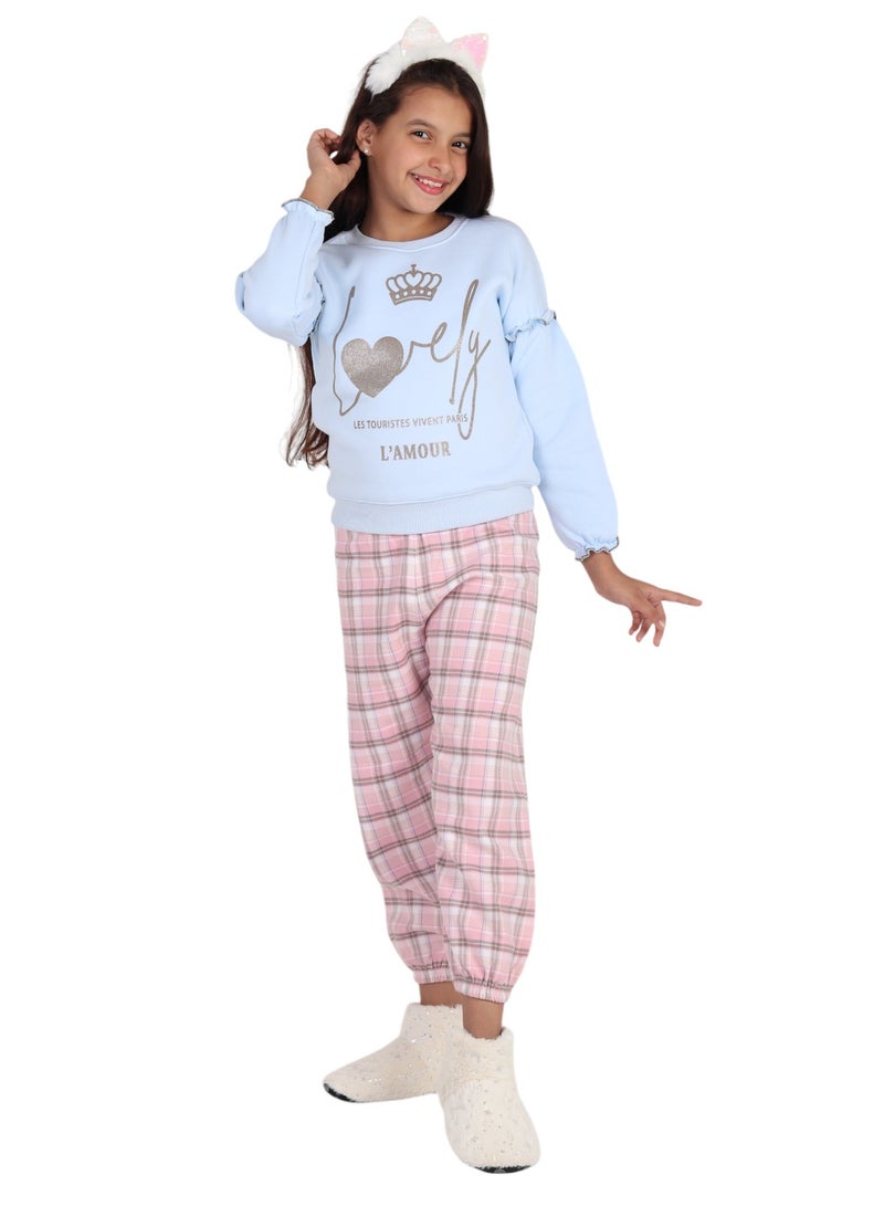 تشويس بيجامة بناتي lovely أطفال سويتشيرت ملتون اسفنجى قطن بوبره داخلية و البنطلون كاروه صوف فيلا قطن بوبره داخلية – ألوان زاهية وخامة عالية الجودة فائقة النعومة و تصميم مبتكر يجمع بين الأناقة والراحة كود 537 - Image 2