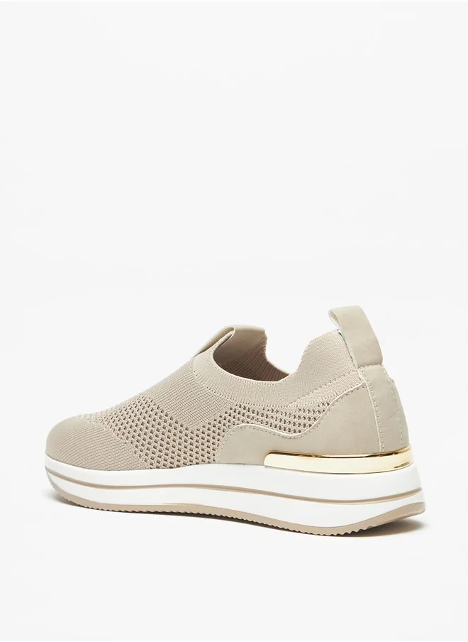 سيليست Women Textured Slip On Sneakers