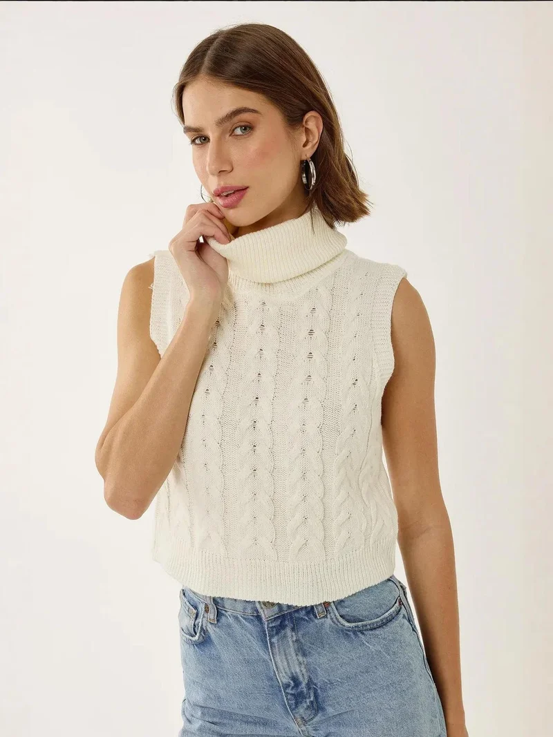 HICCUP Turtleneck Knitwear Sweater Vest with Hair Braid Pattern