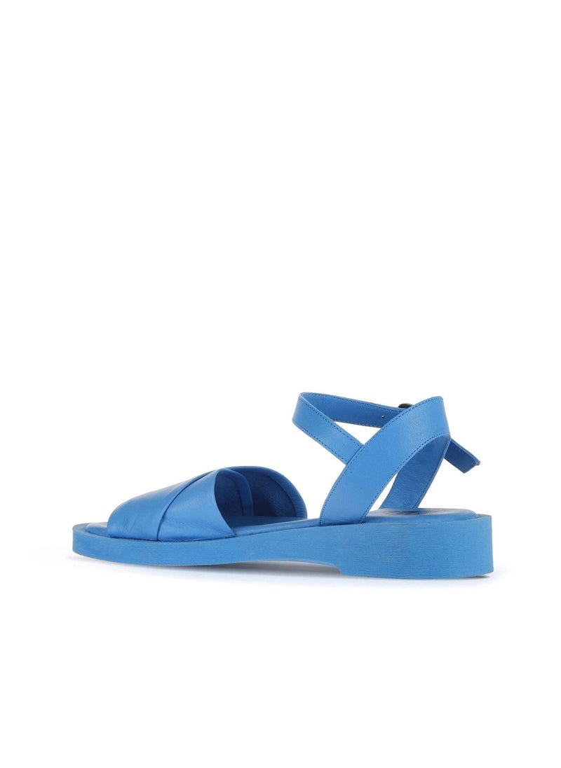Bueno BUENO Women's Flat Sandals – Minimalist Open-Toe Design with Ankle Buckle Strap and Cushioned Insole for Everyday Comfort  - Image 4