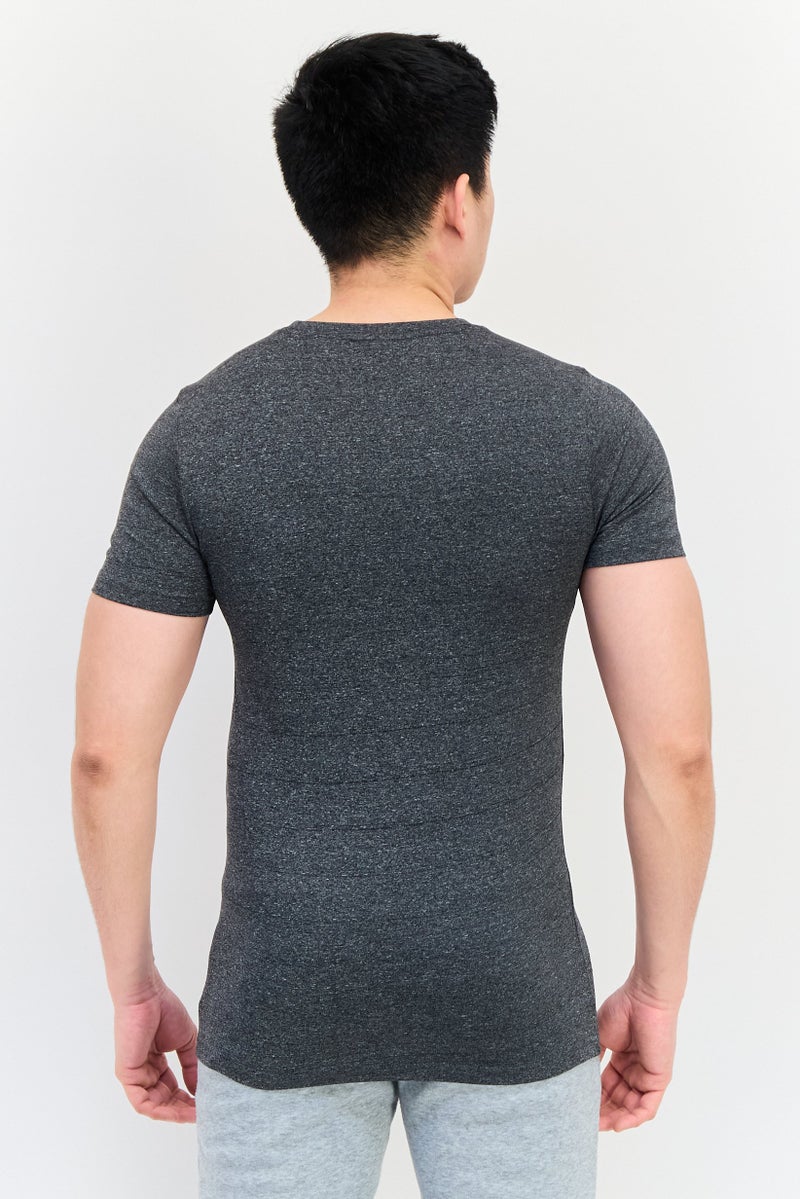 PUMA تي شيرت تدريب قصير الأكمام للرجال بتصميم نحيف، رمادي - Image 2