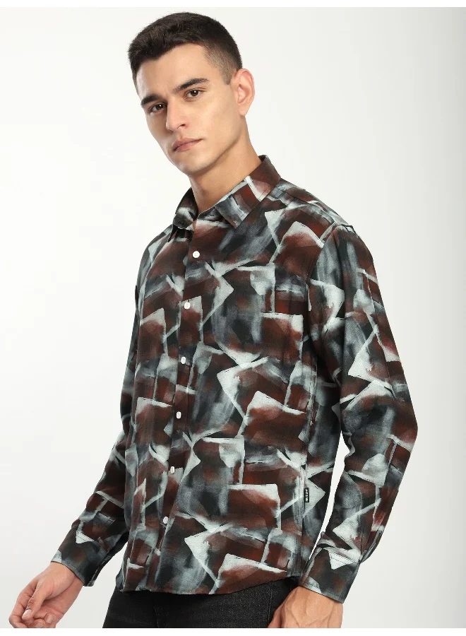 بيونغ قميص مطبوع بلون بني إثيري