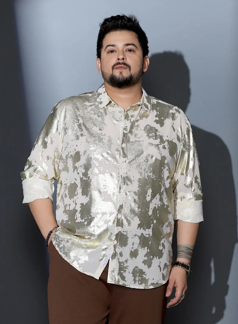 Instafab Plus Instafab Plus Men Metallic-Foil Imprint Shirt | Spread Collar , Long Cuffed Sleeves | Button Closure , Curved Hem | Abstract Print Plain Material | Woven Fabric For Party & Evening Wear | Buff Beige