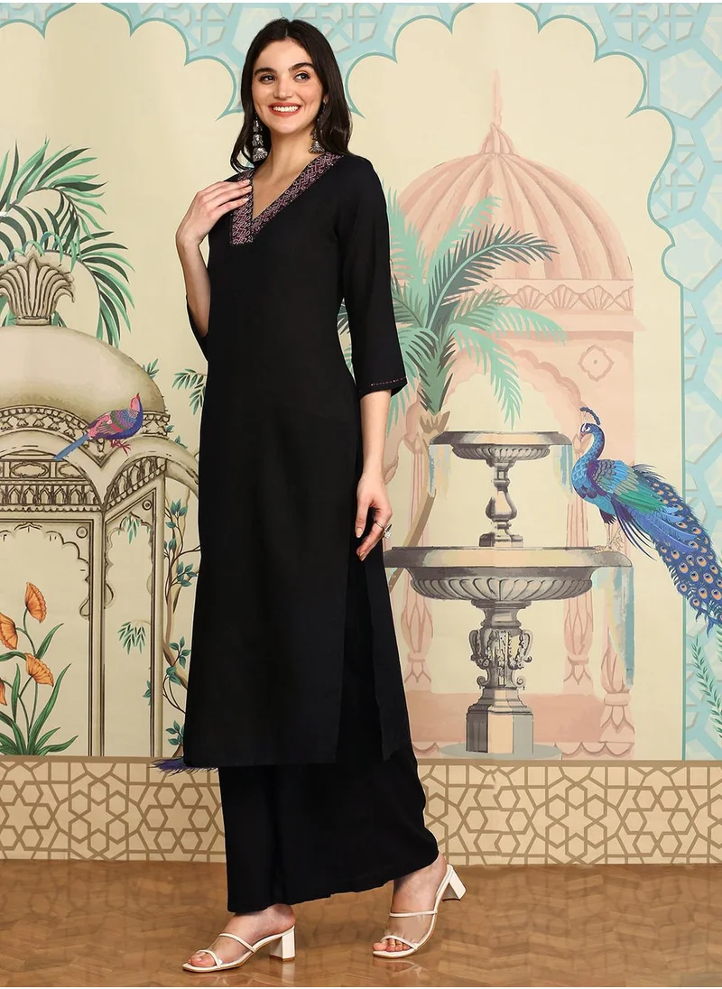 آي شين A-Line Fit Yoke Design Pattern Round Neck Three-Quarter Sleeves Black Colour Knitted Cotton Kurta Set for Women with Semi Elastic Closure - Unmatched Grace and Comfort
