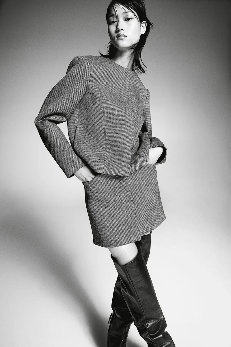 H&M Structured Twill Mini Skirt