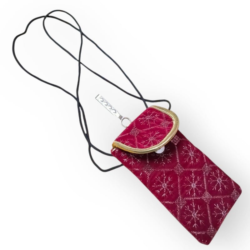 SUMERA WARQ Velvet Mobile Phone Pouch, Snowflake Embroidered Pattern, Multicolor with Gold Trim, Sling and Clip (Pink) - Image 2