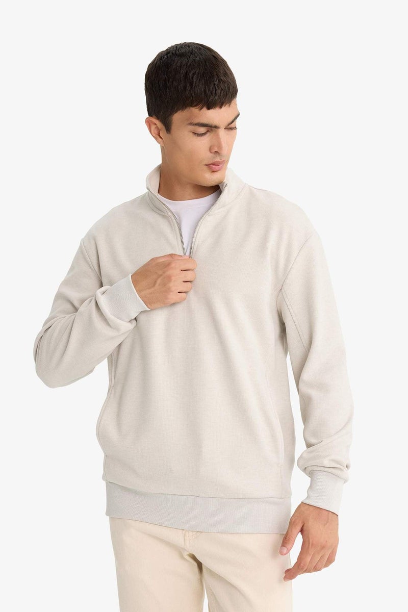 DeFacto Regular Fit Long Sleeve Sweatshirt - Image 1