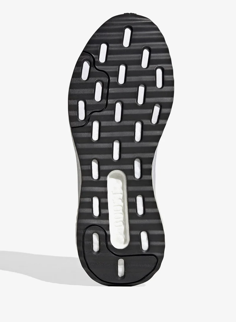 اديداس سنيكرز اكس بي إل آر فريز