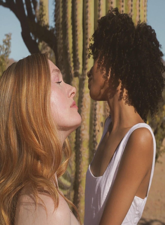 dae Dual-Edge Styling Brush - Tames Flyaways & Controls Edges - Image 4